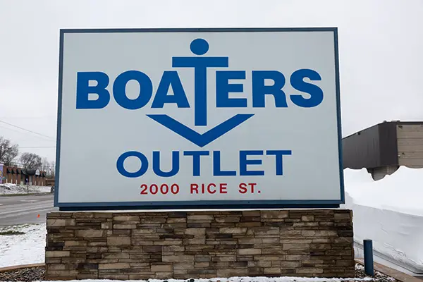 boaters outlet sign